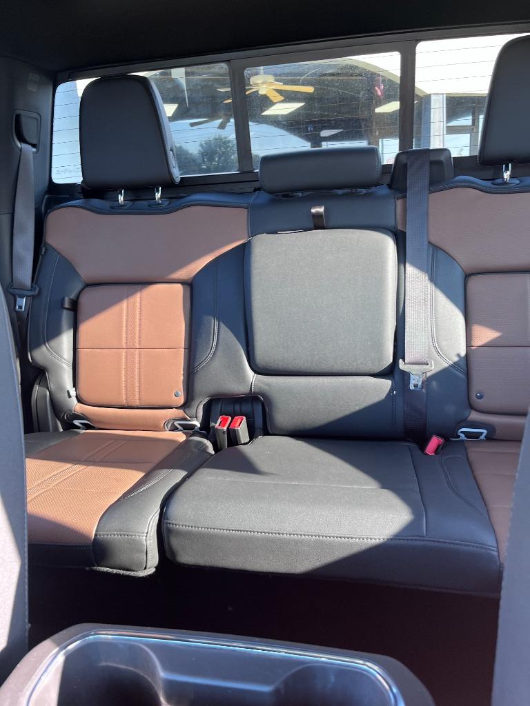 2024 Chevrolet Silverado Hd - $69,825