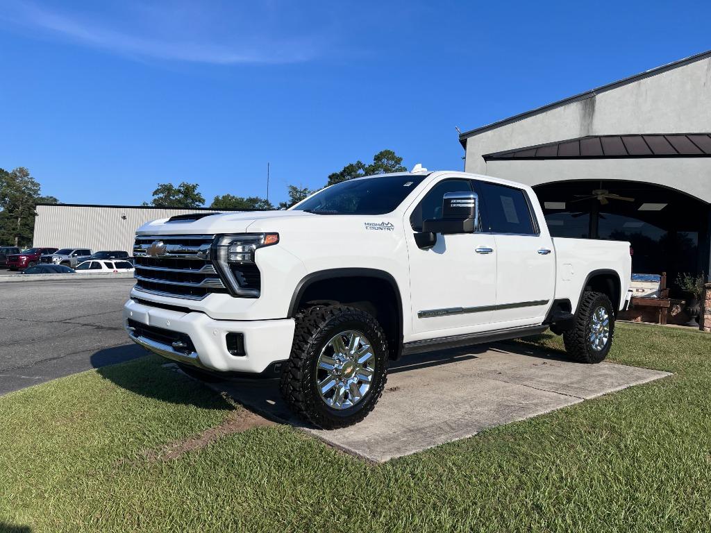 2024 Chevrolet Silverado Hd - $69,825
