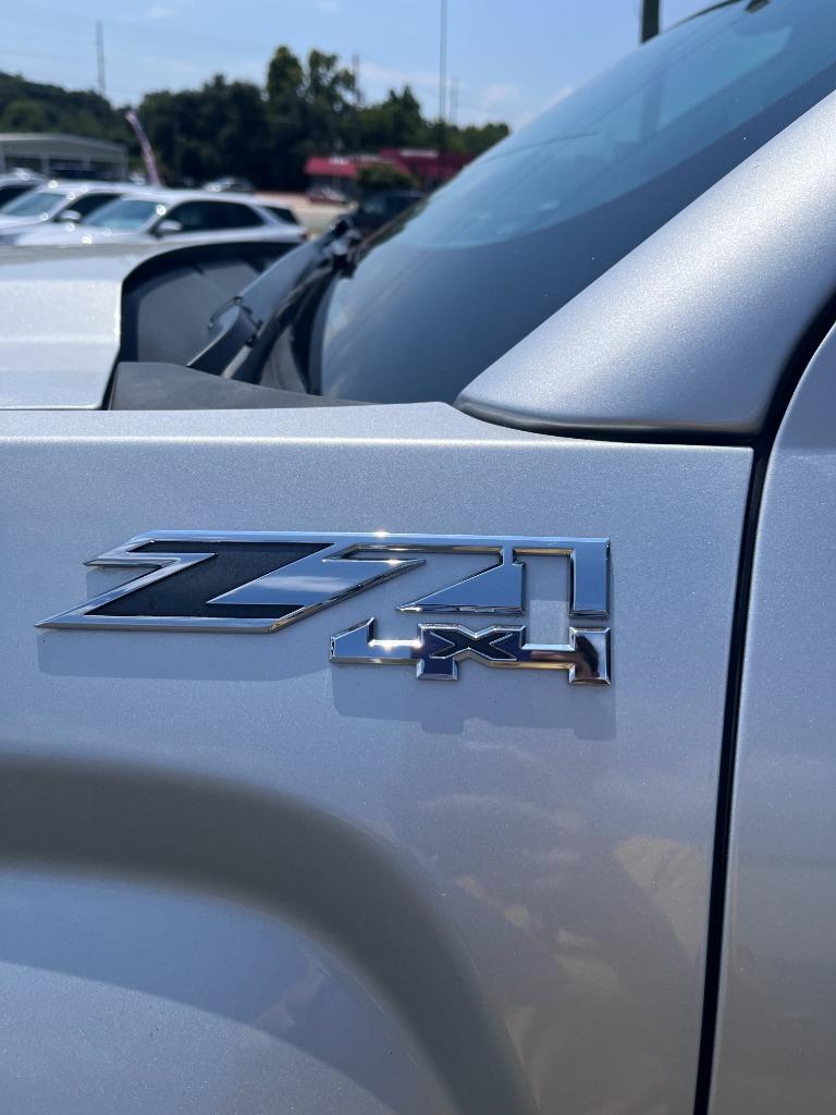 2016 GMC Sierra - $28,500
