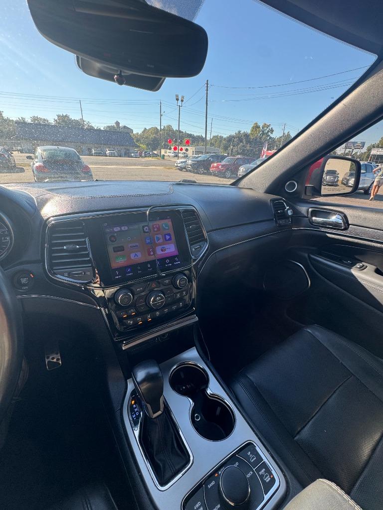 2020 Jeep Cherokee - $28,900