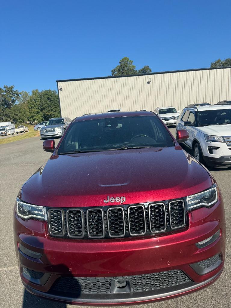 2020 Jeep Cherokee - $28,900