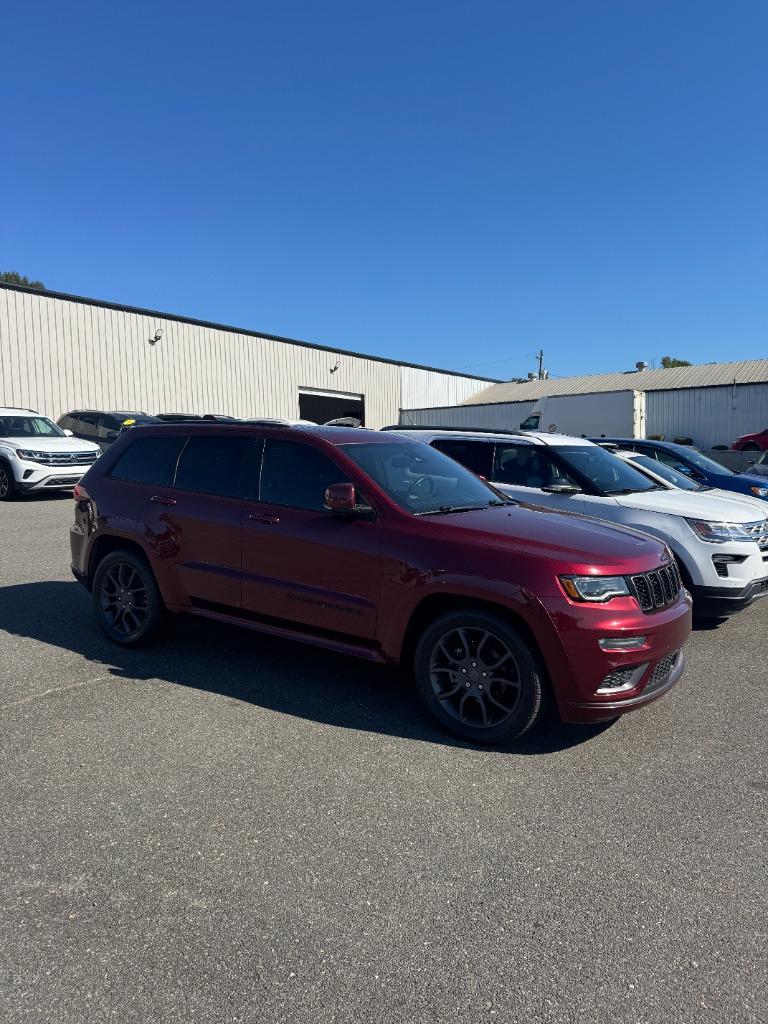 2020 Jeep Cherokee - $28,900