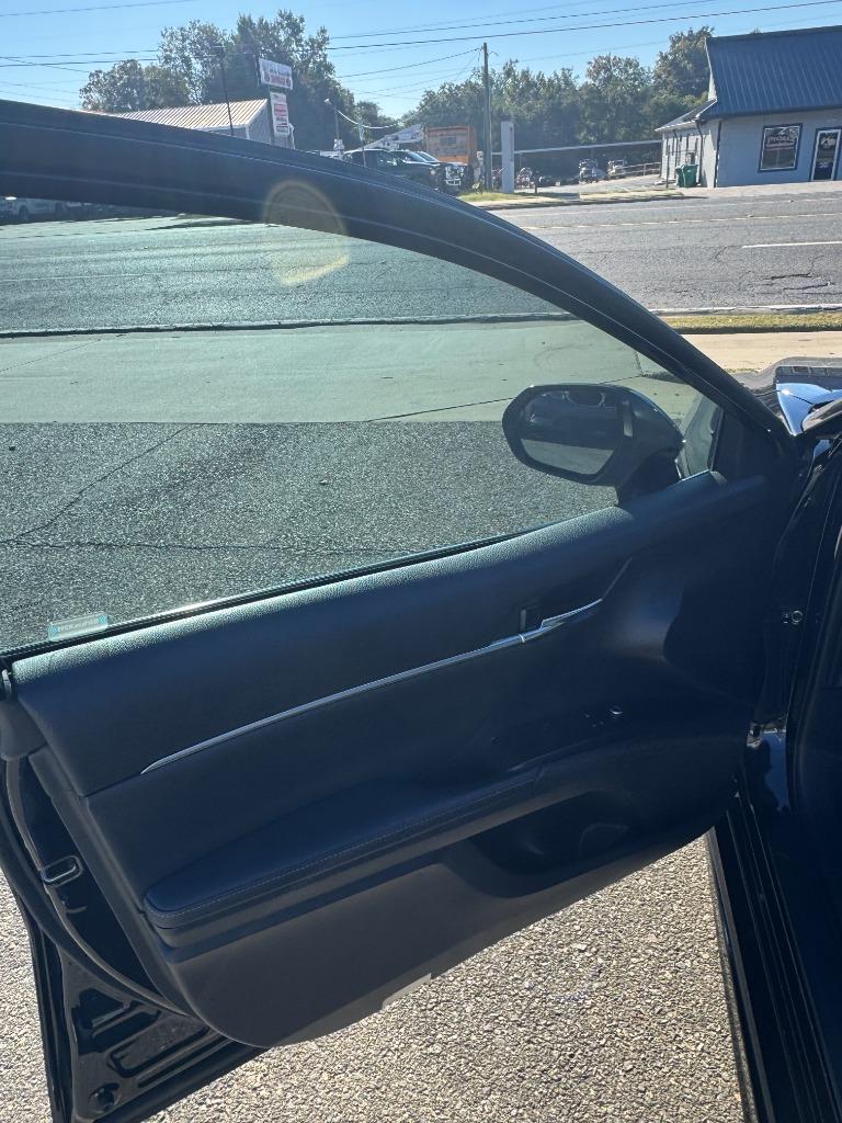 2021 Toyota Camry - $25,900
