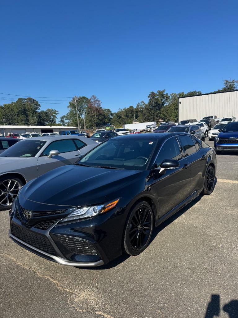 2021 Toyota Camry - $25,900