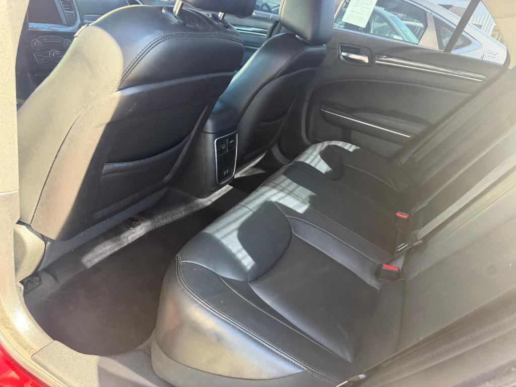 2016 Chrysler 300 - $13,075