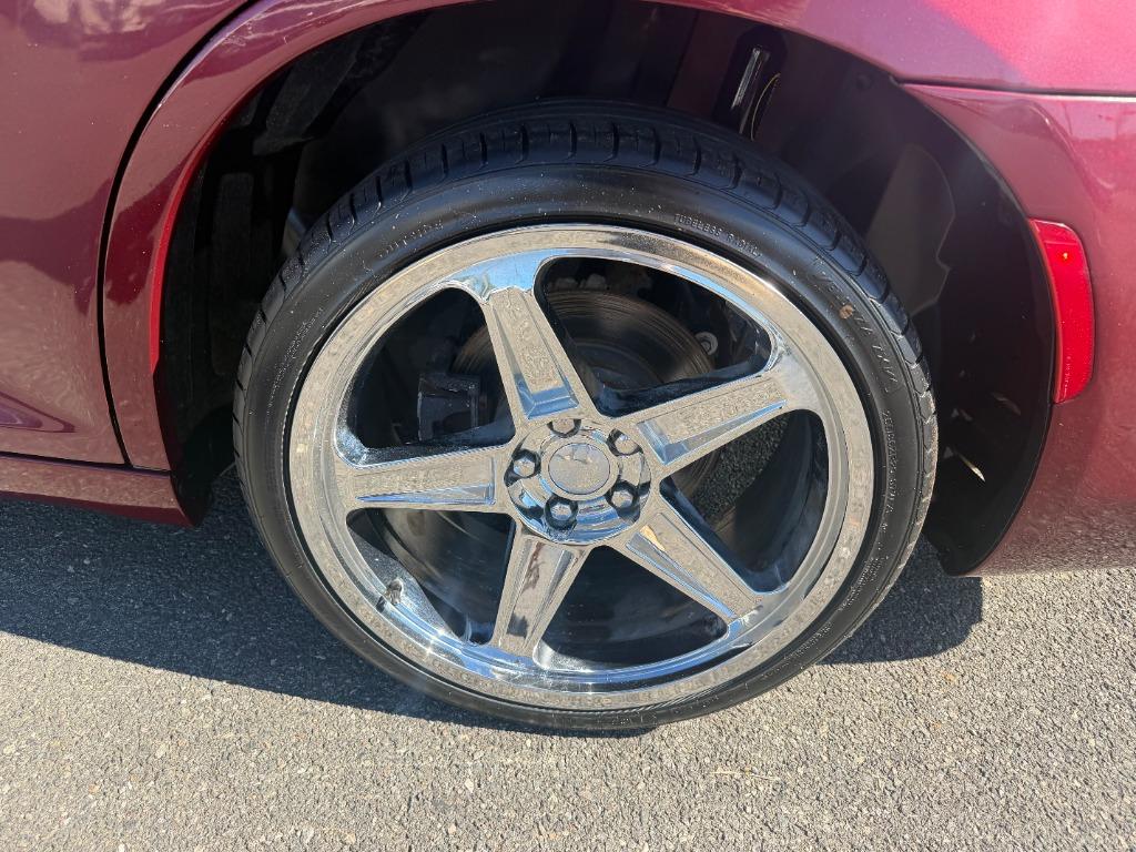 2016 Chrysler 300 - $13,075