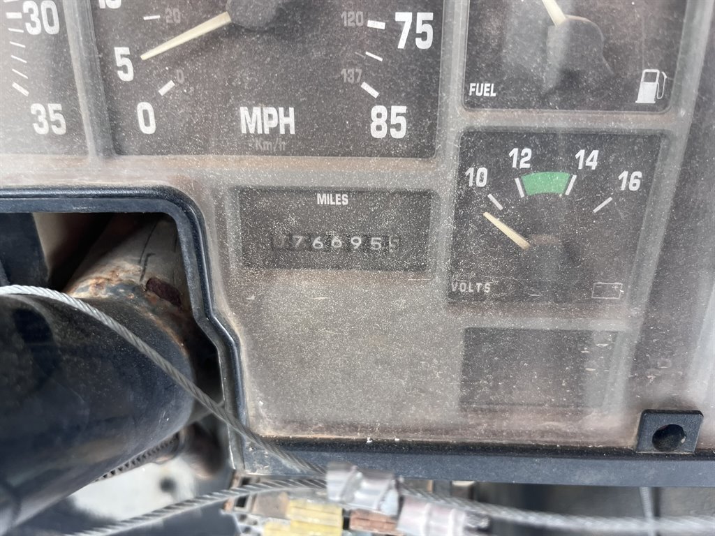 1996 International 4700 - $9,500
