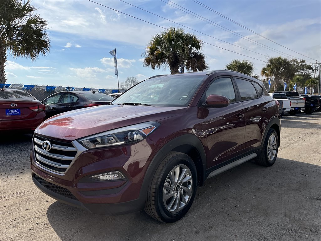 The 2018 Hyundai Tucson SEL Plus photos