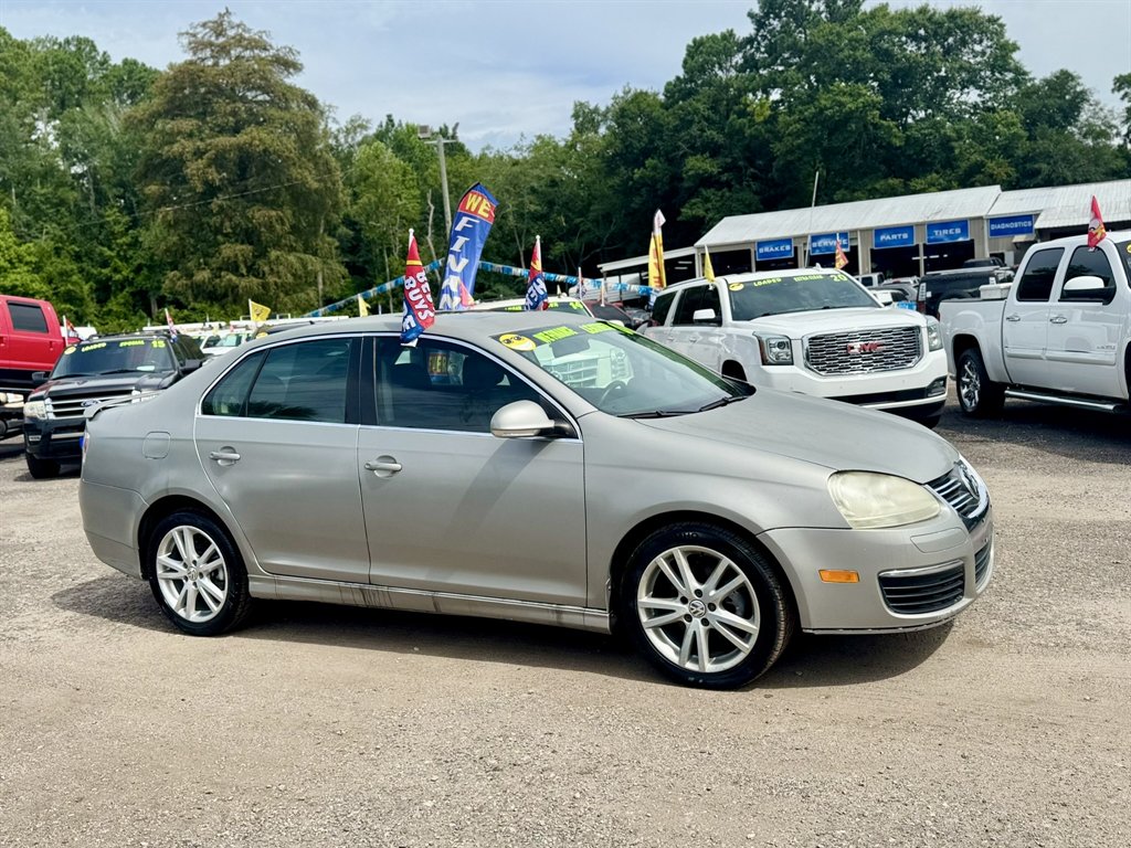 2006 Volkswagen Jetta - $8,880