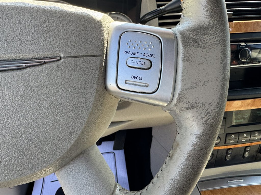2007 Chrysler Aspen - $8,880
