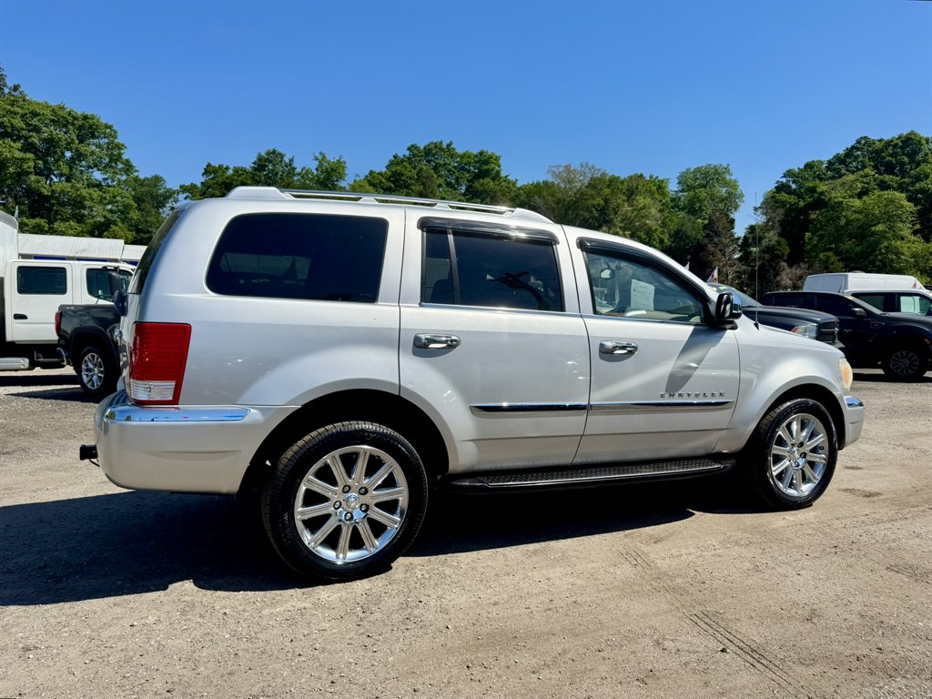 2007 Chrysler Aspen - $8,880