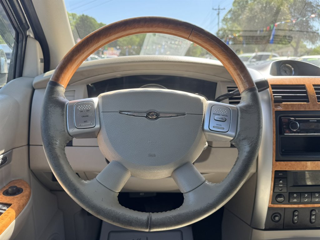 2007 Chrysler Aspen - $8,880