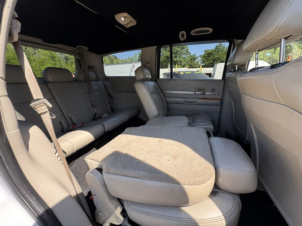 2007 Chrysler Aspen - $8,880