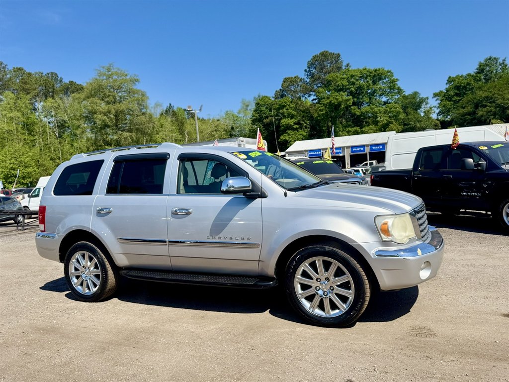 2007 Chrysler Aspen - $8,880
