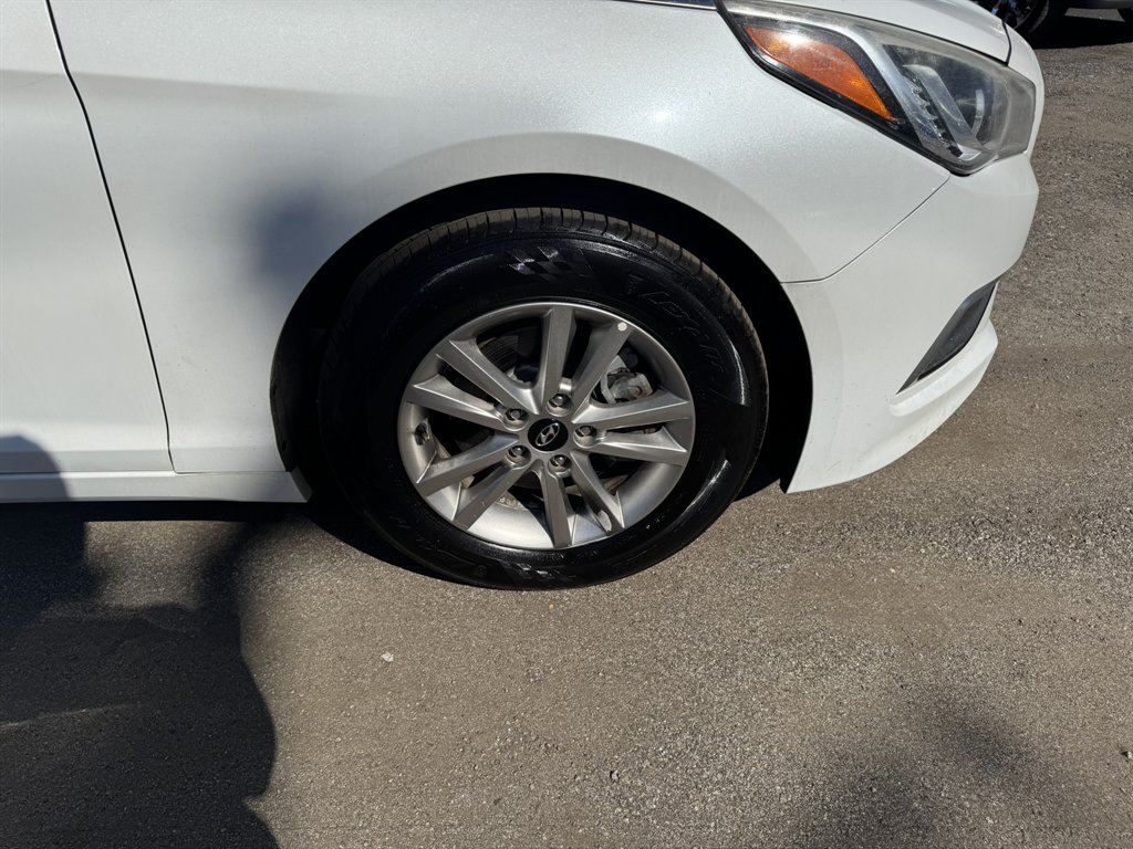 2016 Hyundai Sonata - $12,890