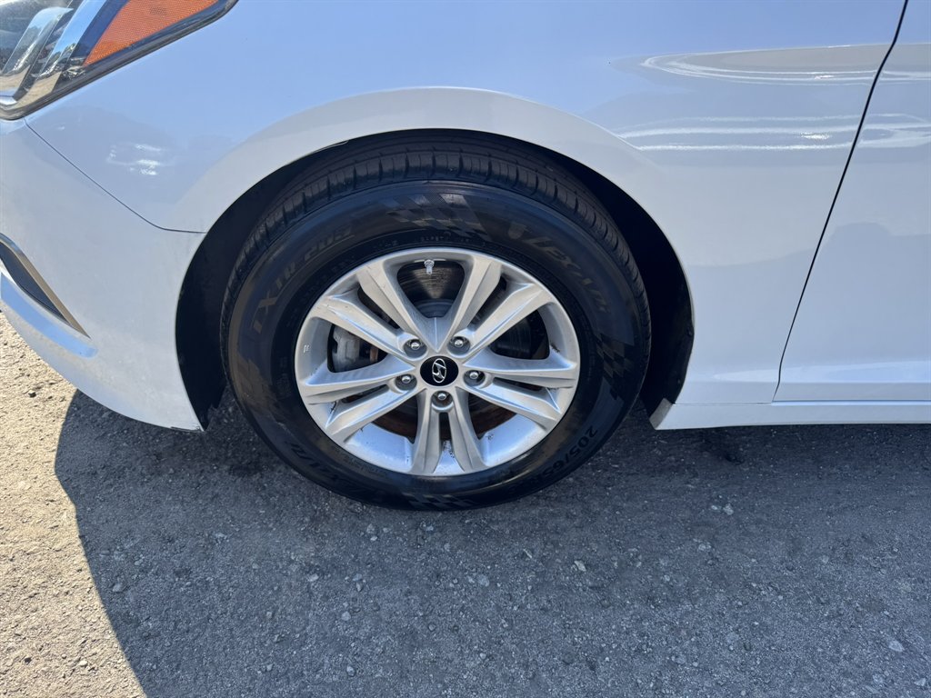 2016 Hyundai Sonata - $12,890