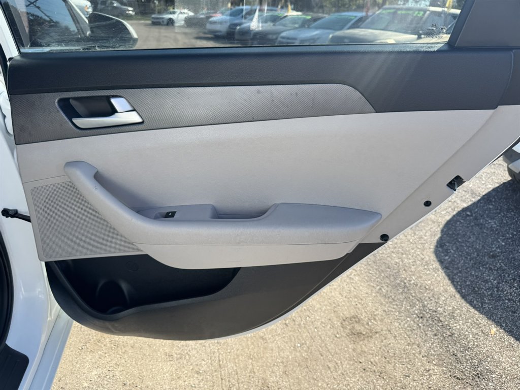 2016 Hyundai Sonata - $12,890