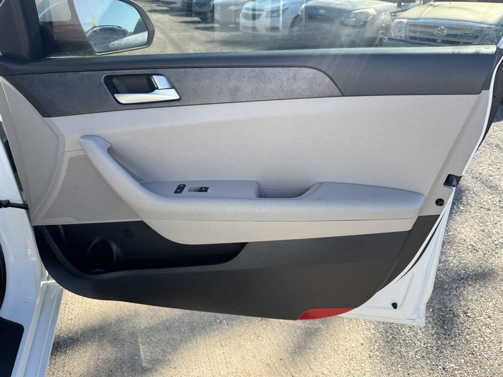 2016 Hyundai Sonata - $12,890