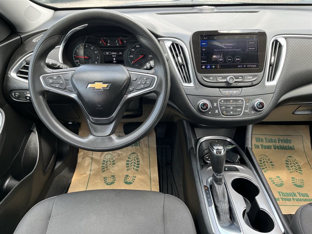 2020 Chevrolet Malibu LT photo