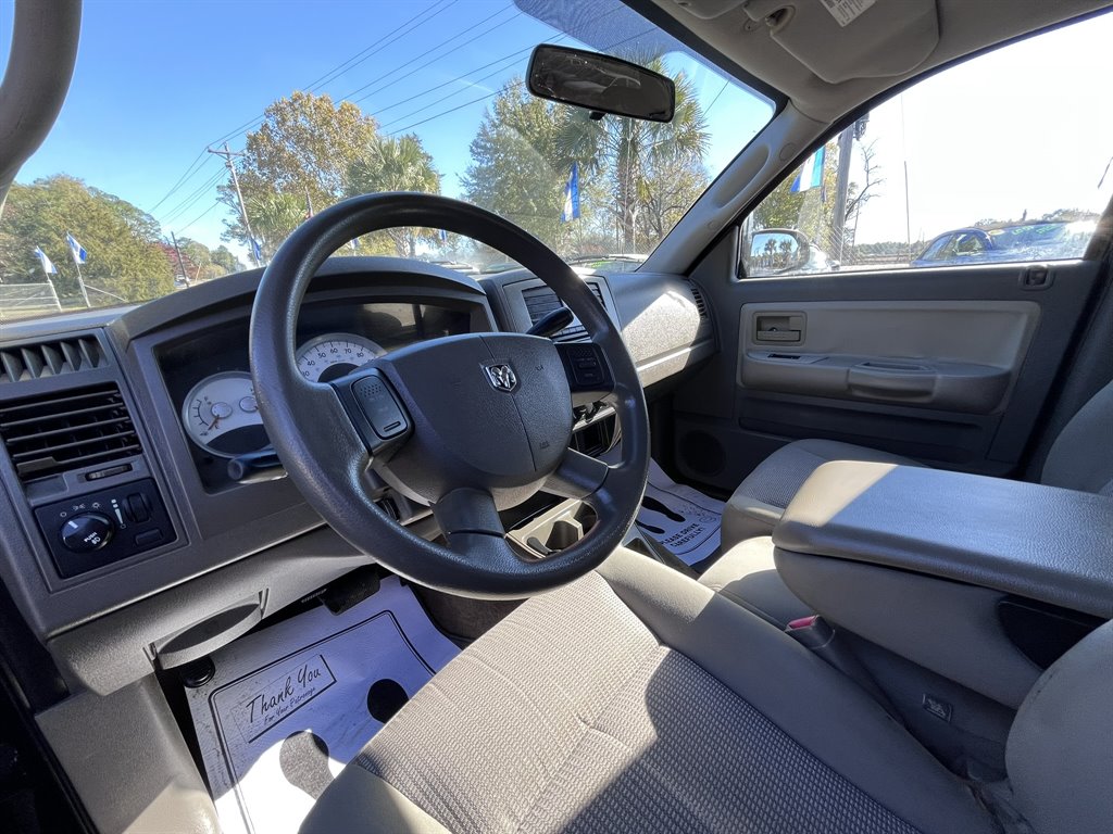 2007 Dodge Dakota SLT photo