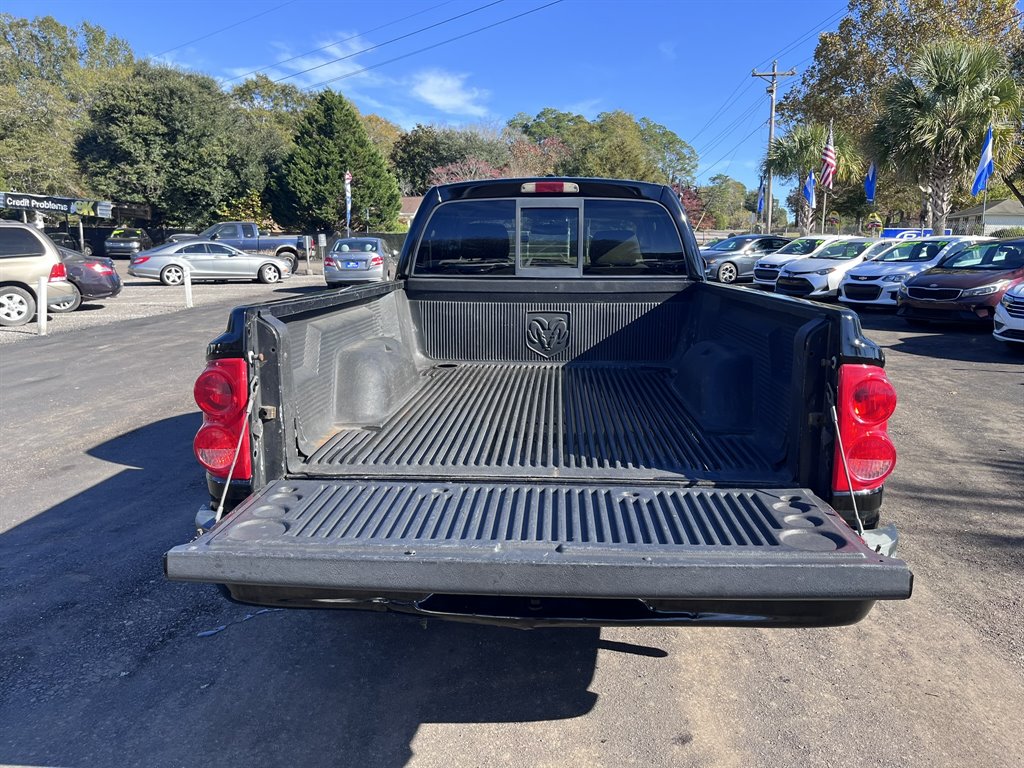 2007 Dodge Dakota SLT photo