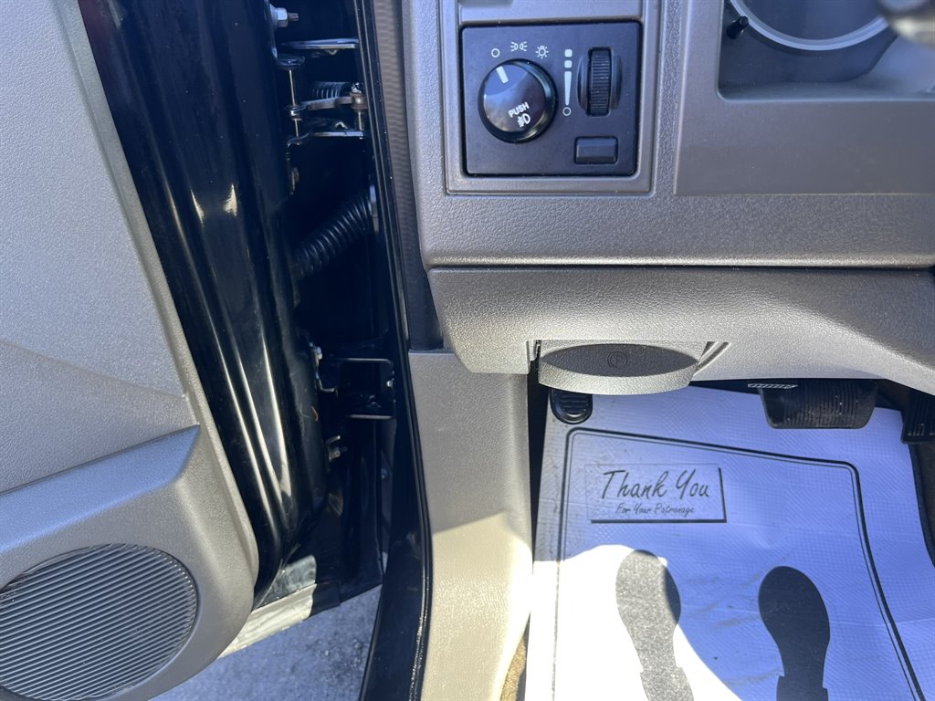 2007 Dodge Dakota SLT photo