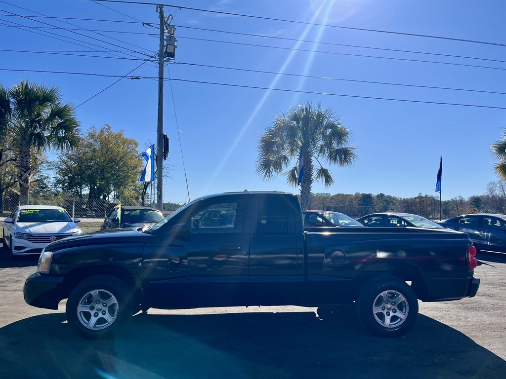 2007 Dodge Dakota SLT photo