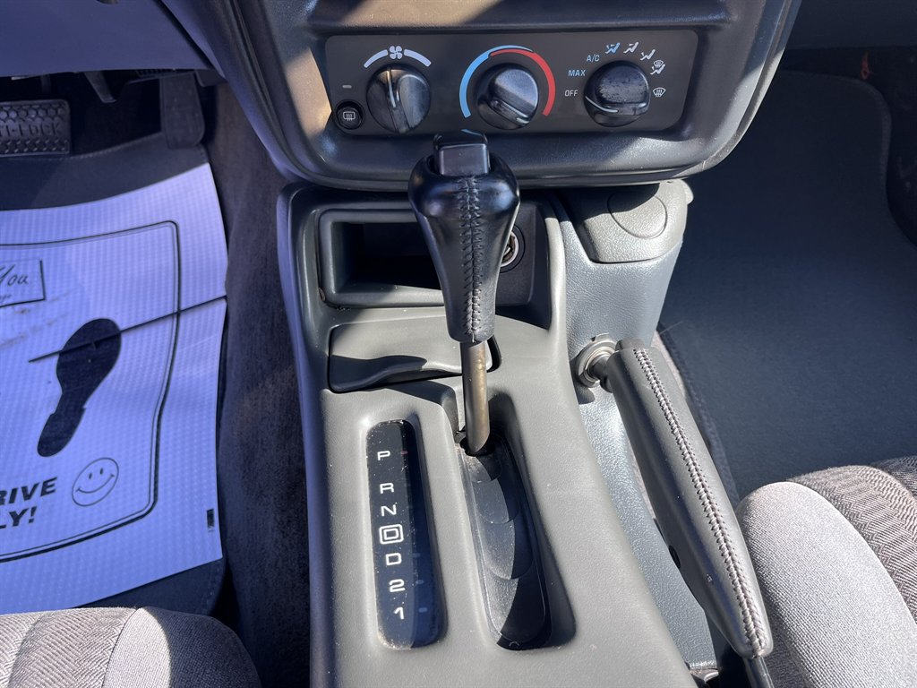 1999 Chevrolet Camaro photo