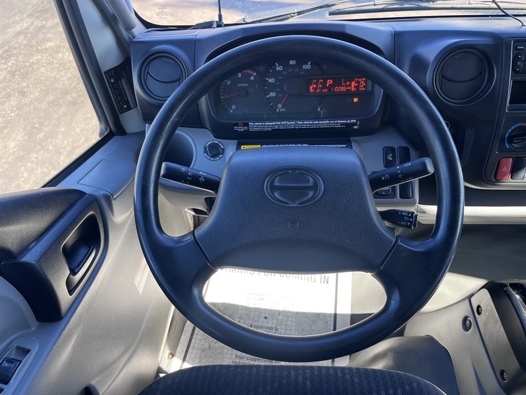 2016 Hino Xjc740 / Xfc740 - $19,980