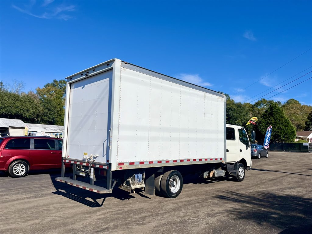 2016 Hino Xjc740 / Xfc740 - $19,980