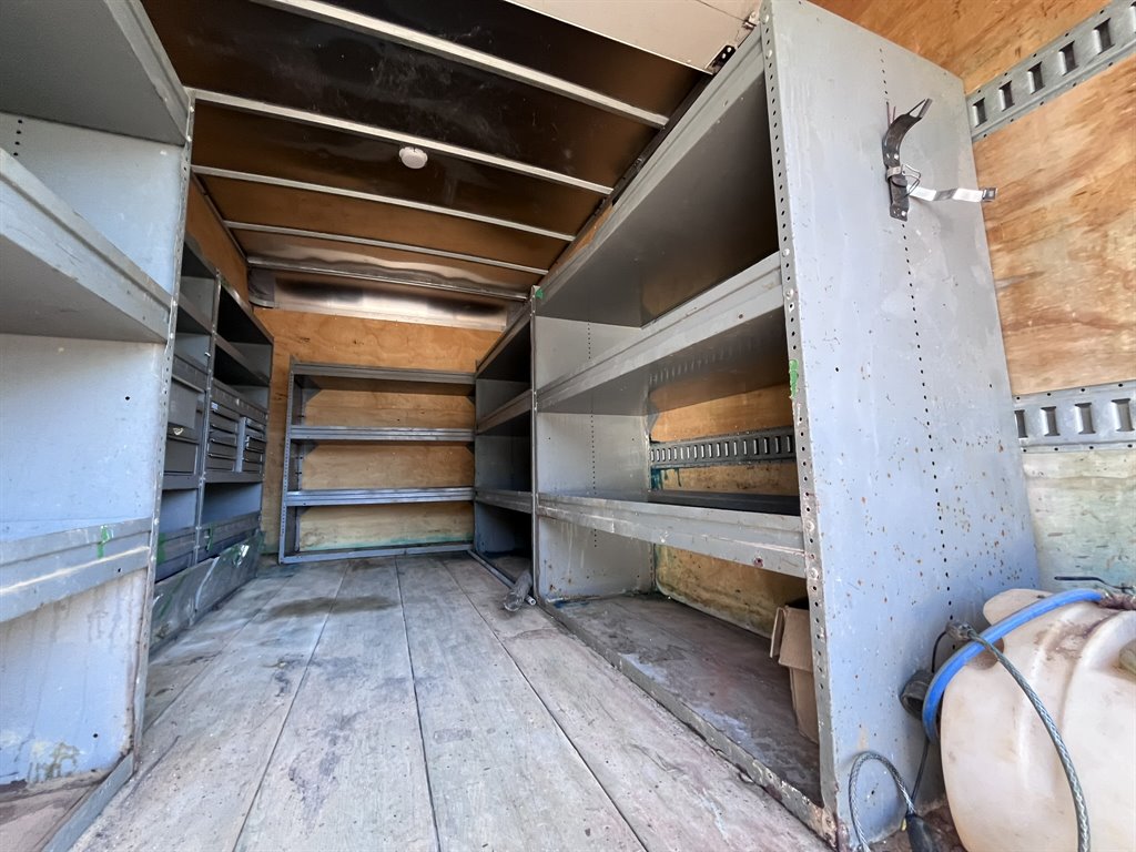 2016 Hino Xjc740 / Xfc740 - $19,980