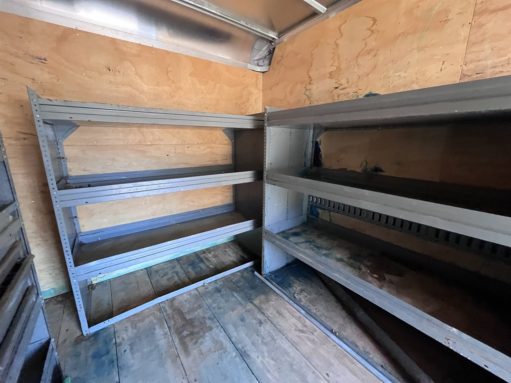 2016 Hino Xjc740 / Xfc740 - $19,980