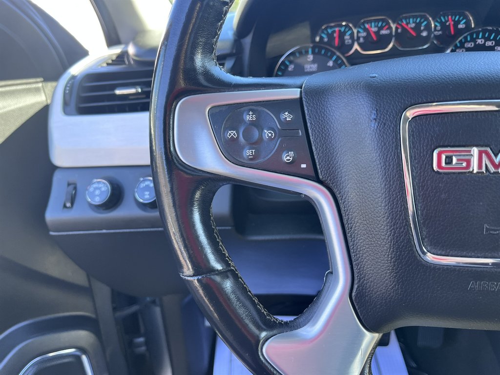 2020 GMC Yukon XL 1500 SLT photo