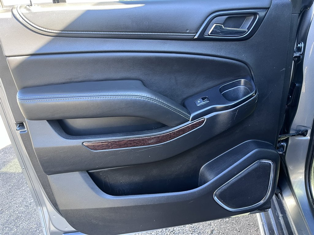 2020 GMC Yukon XL 1500 SLT photo