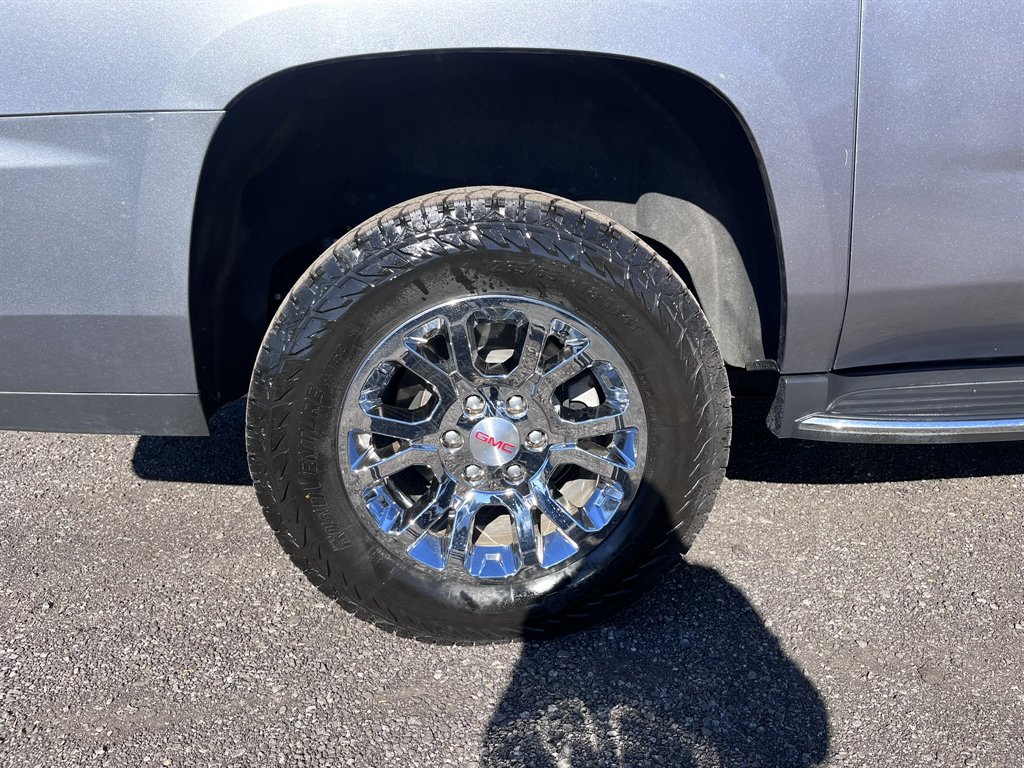 2020 GMC Yukon XL 1500 SLT photo