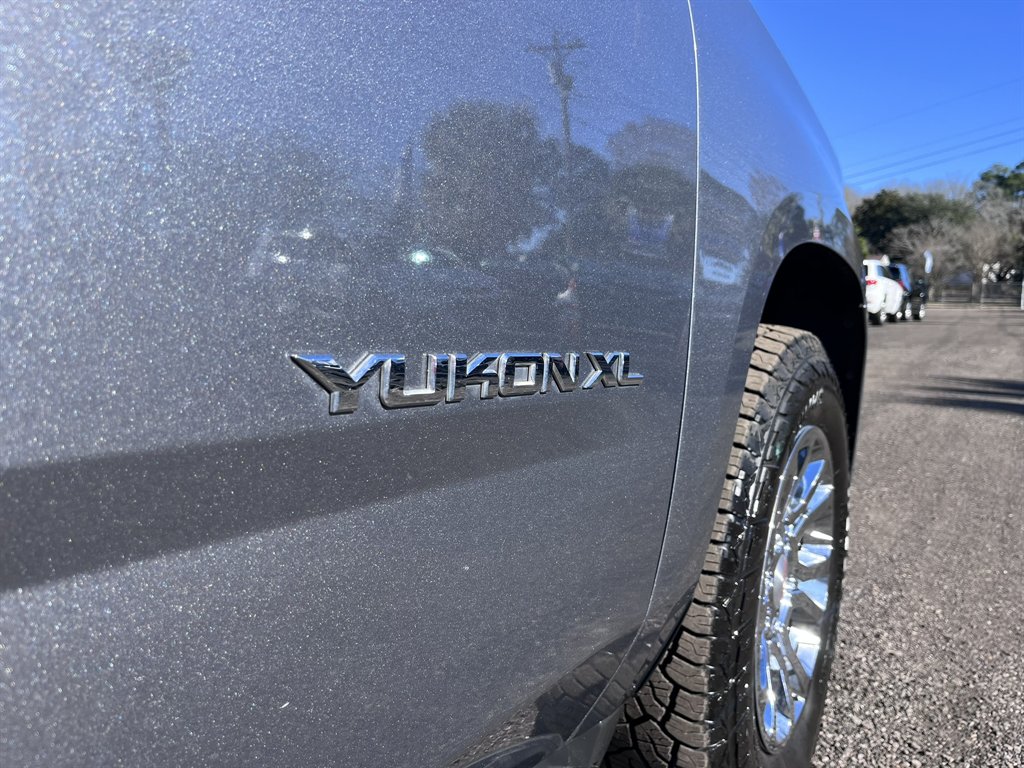 2020 GMC Yukon XL 1500 SLT photo