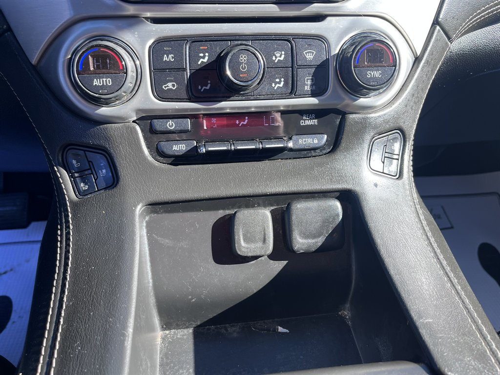 2020 GMC Yukon XL 1500 SLT photo