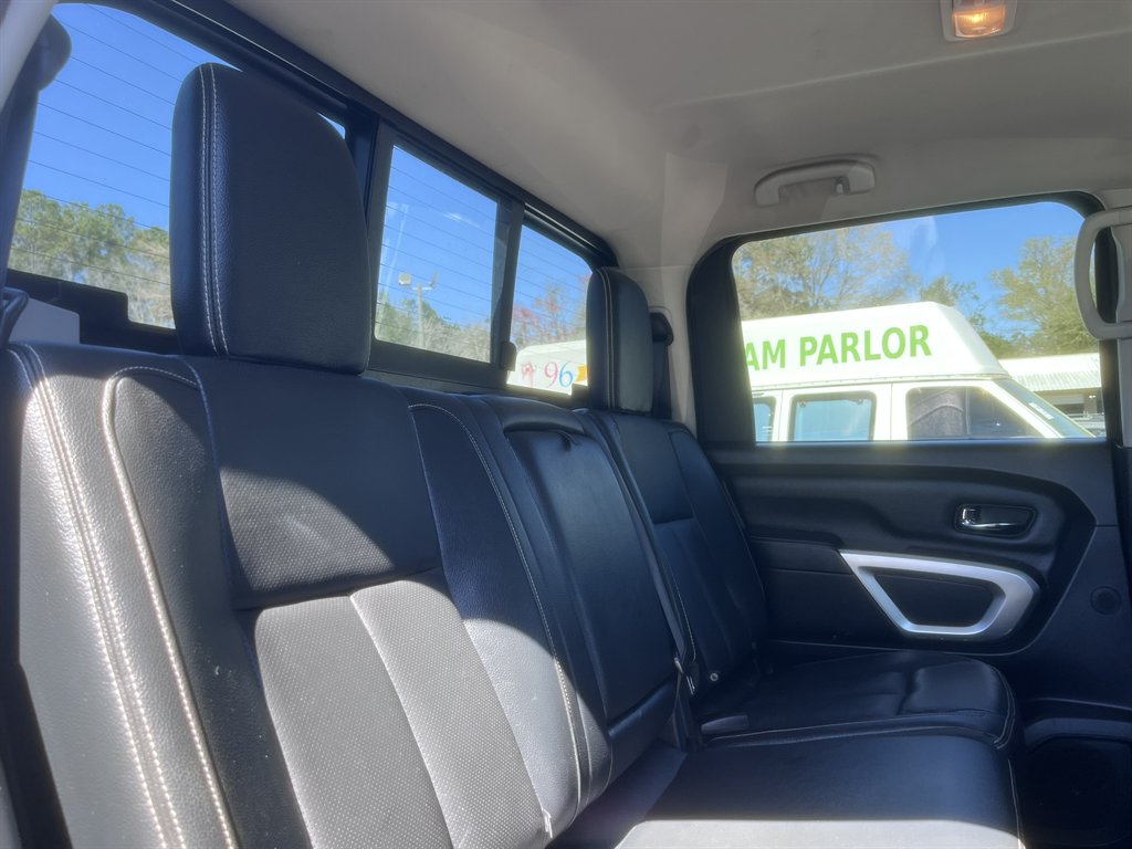 2017 Nissan Titan XD PRO-4x photo