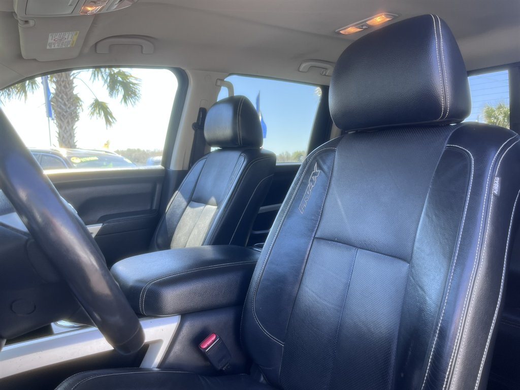 2017 Nissan Titan XD PRO-4x photo