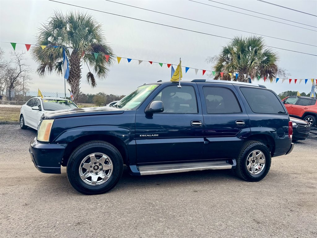 2005 Cadillac Escalade Base