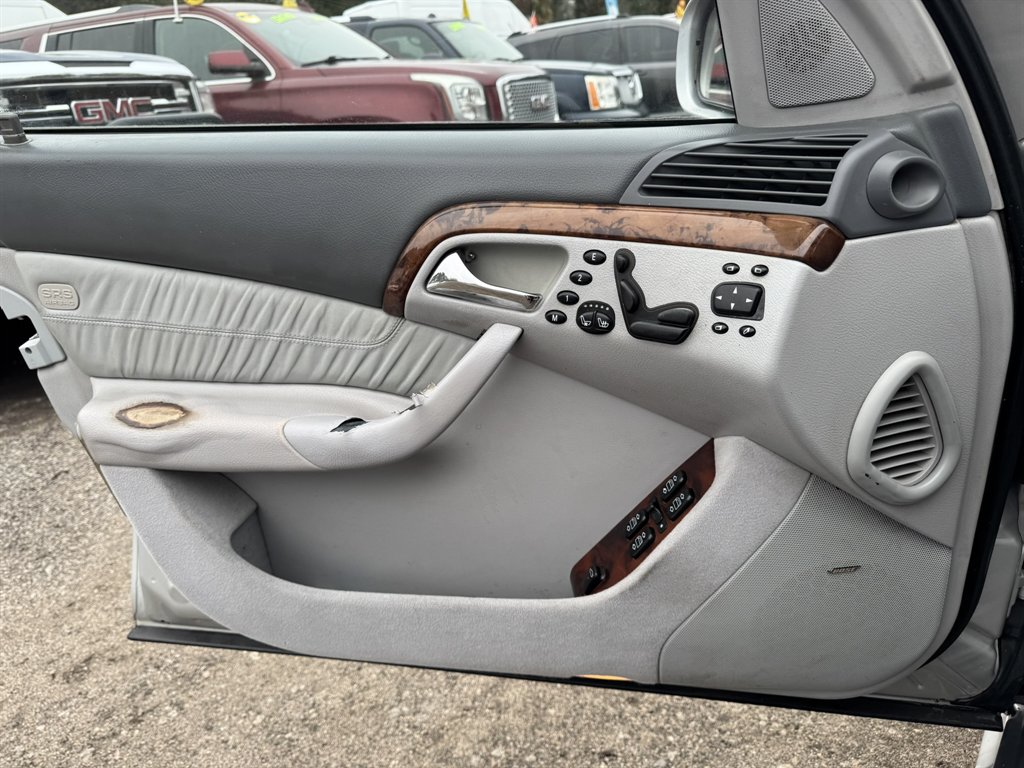 2001 Mercedes-Benz S-Class - $4,825