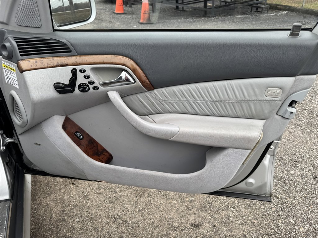 2001 Mercedes-Benz S-Class - $4,825