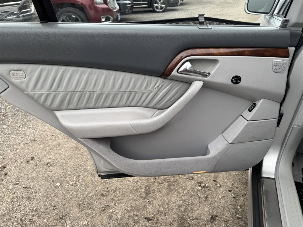 2001 Mercedes-Benz S-Class - $4,825