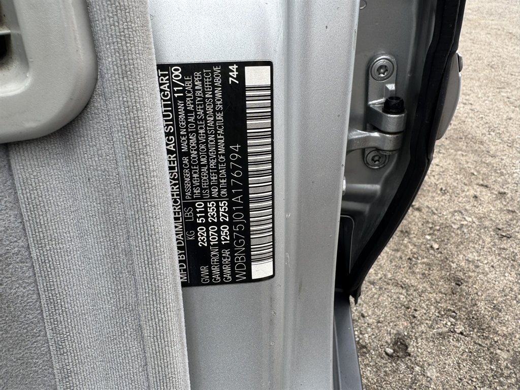2001 Mercedes-Benz S-Class - $4,825