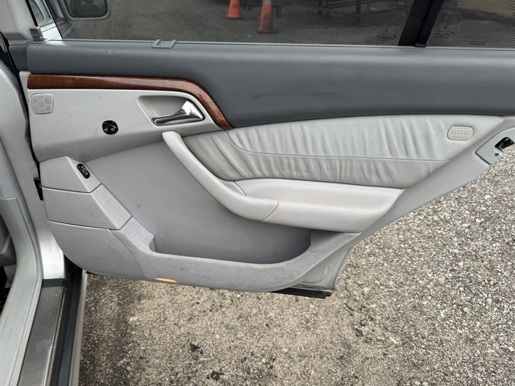 2001 Mercedes-Benz S-Class - $4,825