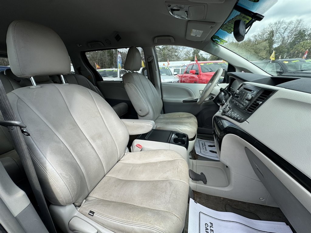 2013 Toyota Sienna - $11,880