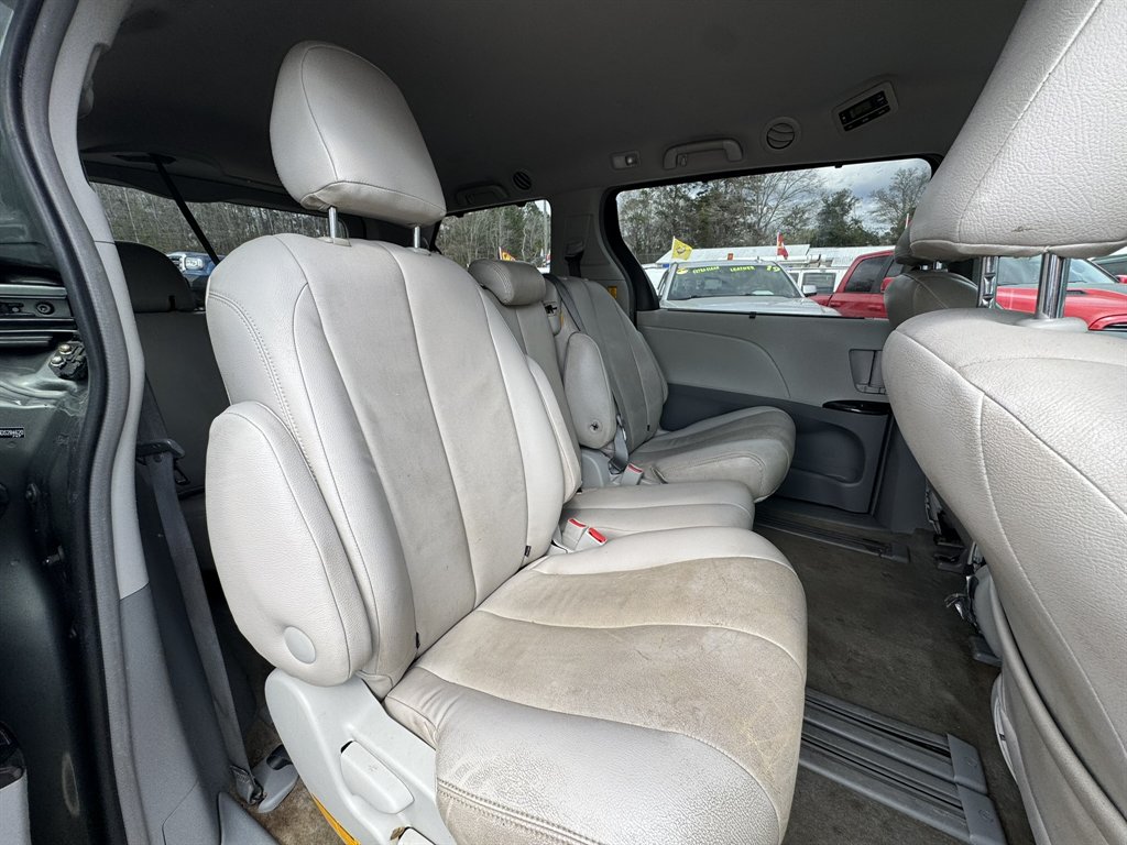 2013 Toyota Sienna - $11,880