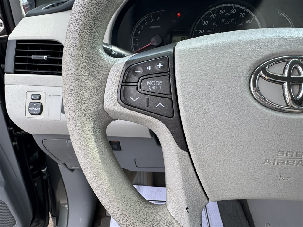 2013 Toyota Sienna - $11,880