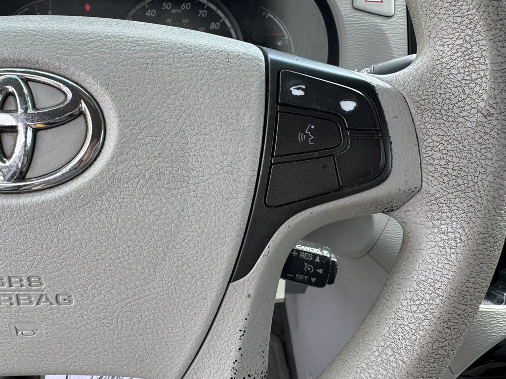 2013 Toyota Sienna - $11,880