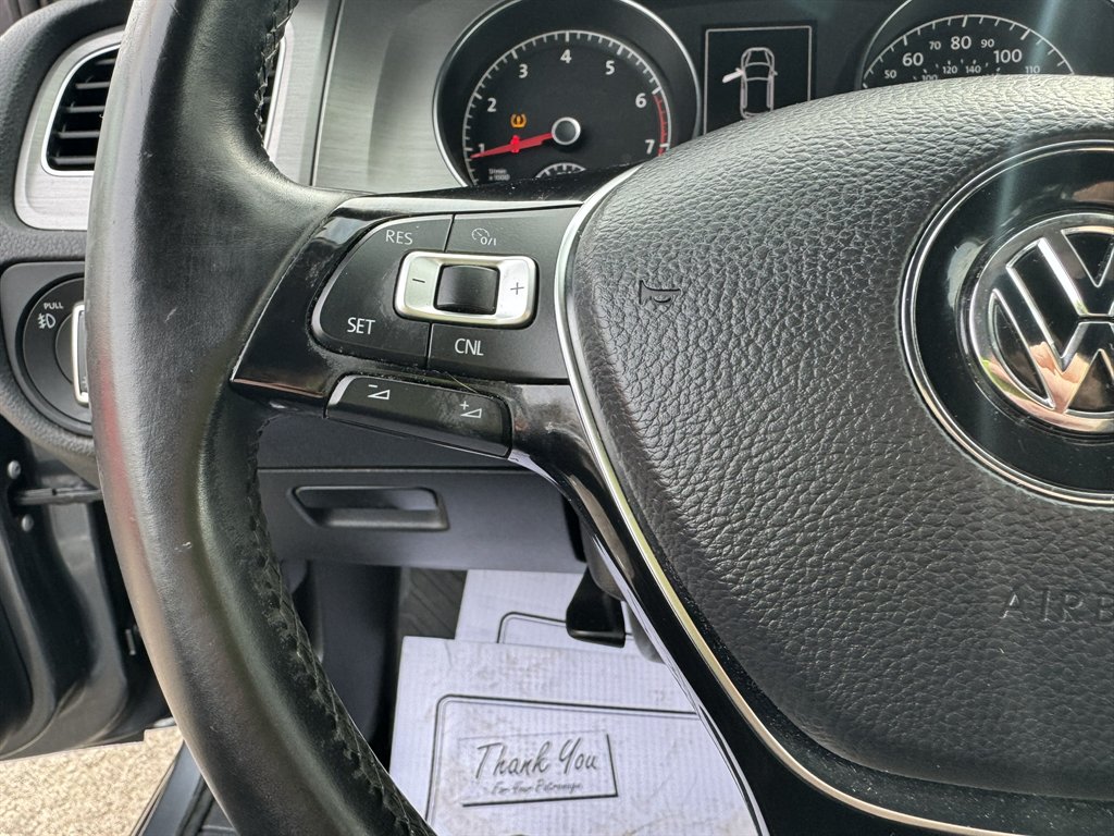2015 Volkswagen Golf - $11,565